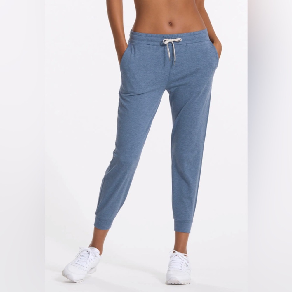 Vuori Performance Jogger Women’s Small, pre-owned